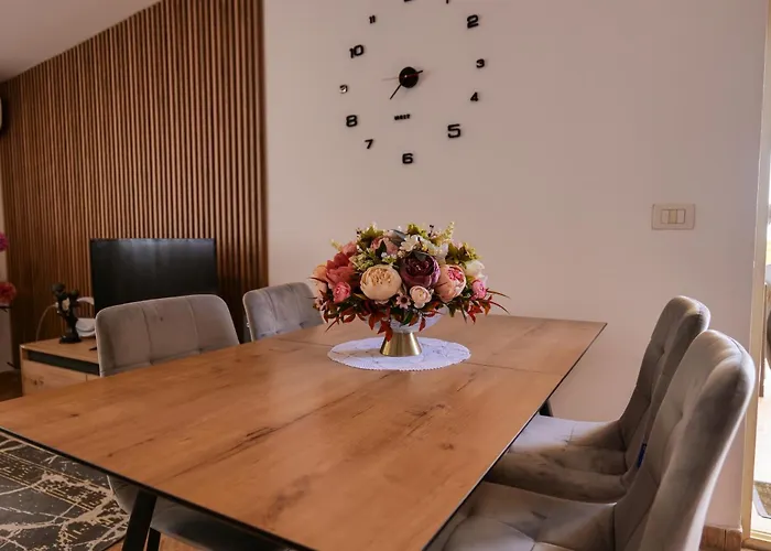 Appartamento Xhejn's Veranda 7